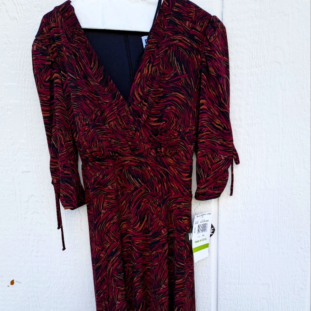 R&M Richard's multi black and red dress. Size 14 New asking 60.00